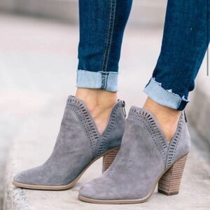 Vince Camuto Fileana bootie